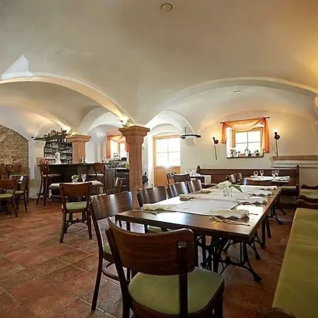 Otel Fischerhof Crimmitschau